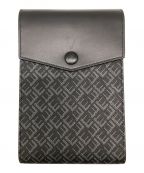 dunhillダンヒル）の古着「レザーロゴデザイン ボディバッグ」｜ブラック