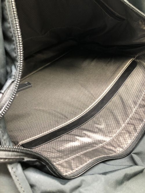 TUMI（トゥミ）TUMI (トゥミ) トートバッグ ブラックの古着・服飾アイテム