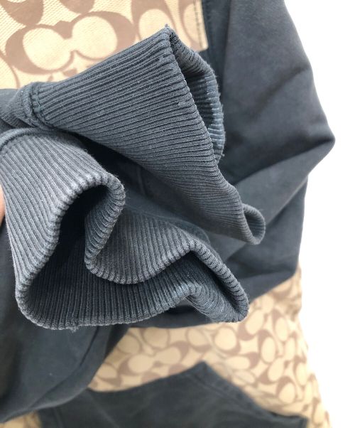 COACH（コーチ）COACH (コーチ) プルオーバーパーカー ベージュ サイズ:SIZE Sの古着・服飾アイテム