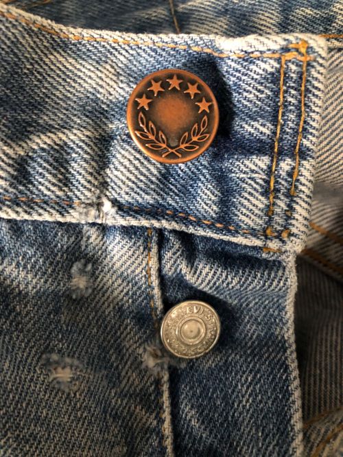 LEVI'S（リーバイス）LEVI'S (リーバイス) デニムパンツ ブルー サイズ:W31×L33の古着・服飾アイテム