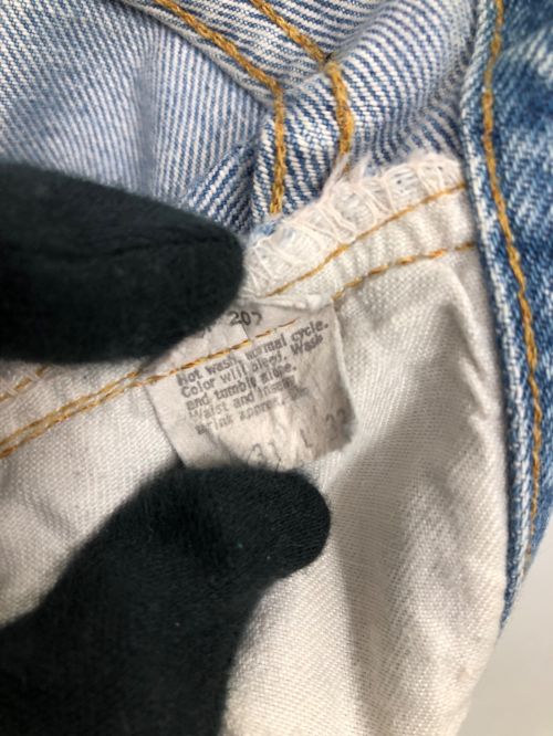 LEVI'S（リーバイス）LEVI'S (リーバイス) デニムパンツ ブルー サイズ:W31×L33の古着・服飾アイテム