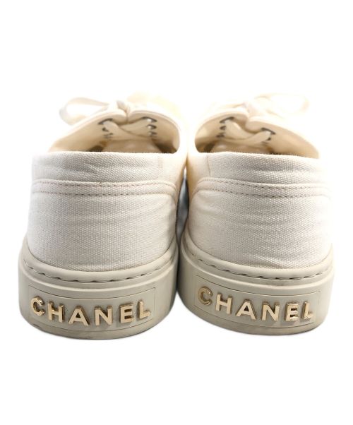 CHANEL（シャネル）CHANEL (シャネル) ローカットスニーカー ホワイト サイズ:36の古着・服飾アイテム