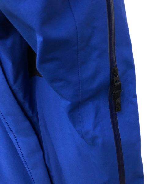 THE NORTH FACE（ザ ノース フェイス）THE NORTH FACE (ザ ノース フェイス) マウンテンパーカー ブルー サイズ:Mの古着・服飾アイテム