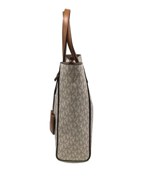 MICHAEL KORS（マイケル・コース）MICHAEL KORS (マイケルコース) ショルダーバッグ ベージュの古着・服飾アイテム