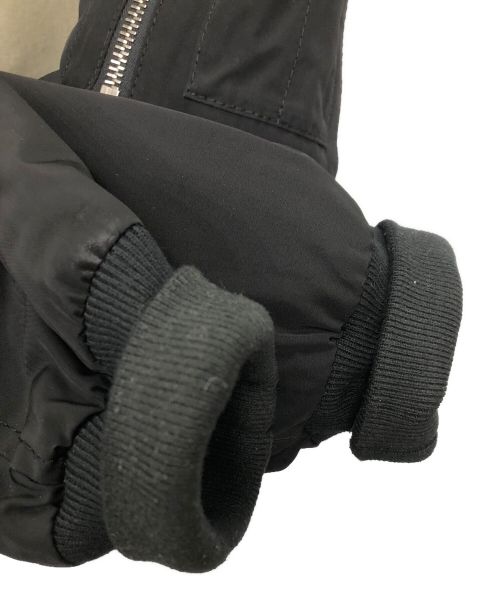 DSQUARED2（ディースクエアード）DSQUARED2 (ディースクエアード) 切替ジャケット ベージュ×ブラック サイズ:SIZE 2の古着・服飾アイテム