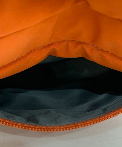 PRADA（プラダ）PRADA (プラダ) ナイロンポーチ　SPORTS オレンジの古着・服飾アイテム