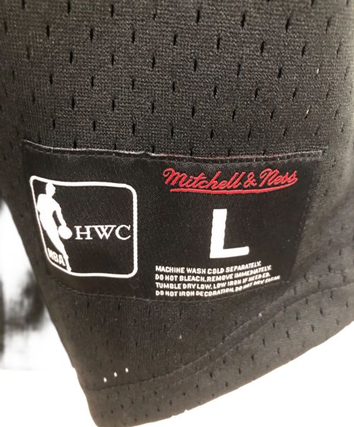 MITCHELL & NESS（ミッチェルアンドネス）MITCHELL & NESS (ミッチェルアンドネス) メッシュカットソー ブラック サイズ:Lの古着・服飾アイテム