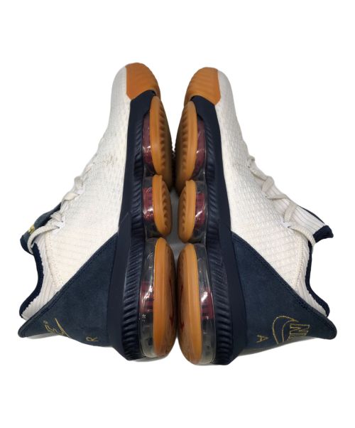 NIKE（ナイキ）NIKE (ナイキ) NIKE(ナイキ) バスケットボールシューズ LEBRON 16 LOW”OLYMPIC”(レブロン16 ロー オリンピック) ホワイト サイズ:28.5cmの古着・服飾アイテム