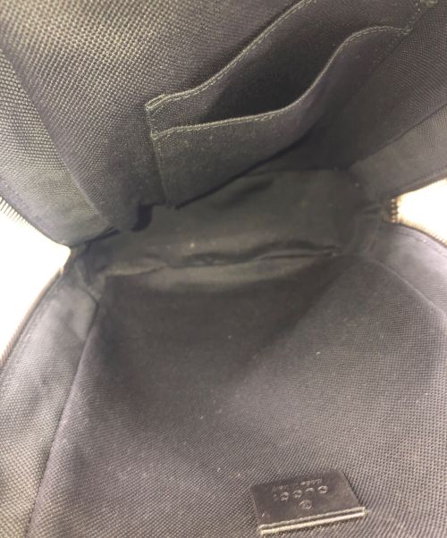 GUCCI（グッチ）GUCCI (グッチ) GUCCI(グッチ) ボディーバッグ GGスプリーム ネイビーの古着・服飾アイテム