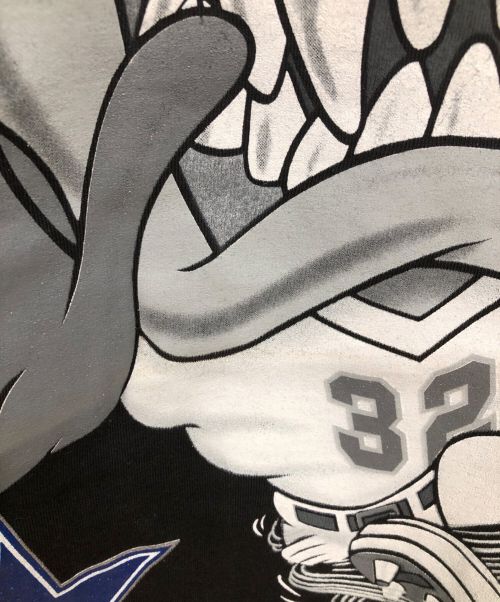 CHANGES（チェンジズ）CHANGES (チェンジズ) 90s Looney Tunes × NFL DALLAS COWBOYS 両面プリント カットソー ブラック サイズ:Mの古着・服飾アイテム