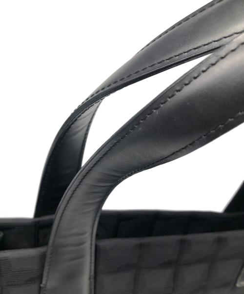 CHANEL（シャネル）CHANEL (シャネル) トートバッグ  ニュートラベルラインPM ブラックの古着・服飾アイテム