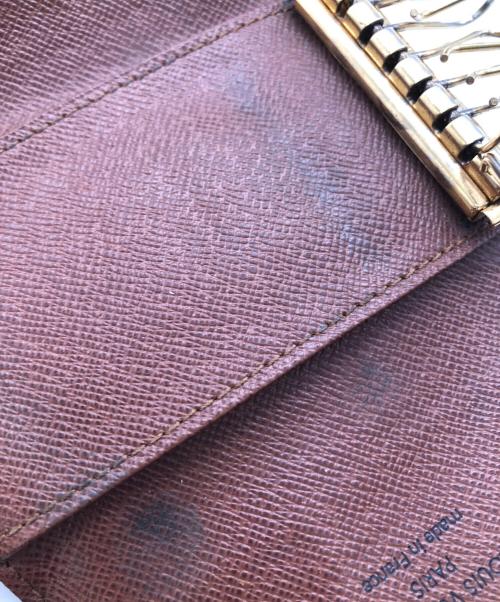 LOUIS VUITTON（ルイ ヴィトン）LOUIS VUITTON (ルイ ヴィトン) キーケース ミュルティクレ6／KEY CASE MULTICLES 6 ブラウンの古着・服飾アイテム