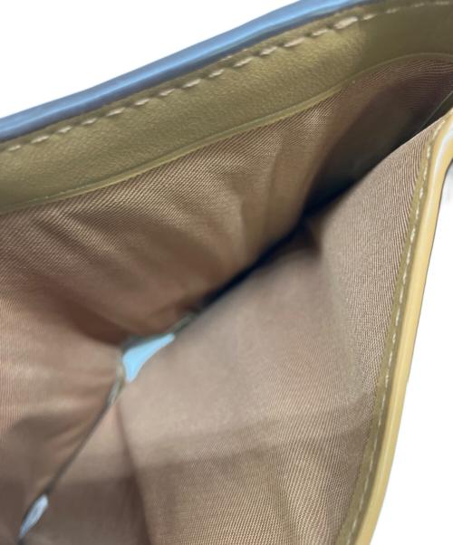 COACH（コーチ）COACH (コーチ) 3つ折り財布 クリームの古着・服飾アイテム