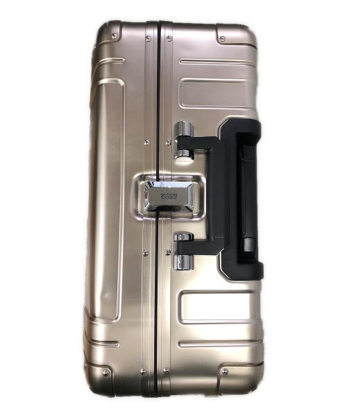 ZERO HALLIBURTON（ゼロ ハリバートン）ZERO HALLIBURTON (ゼロハリバートン) キャリーバッグ ジオアルミニウム／GEO ALUMINUM ゴールドの古着・服飾アイテム