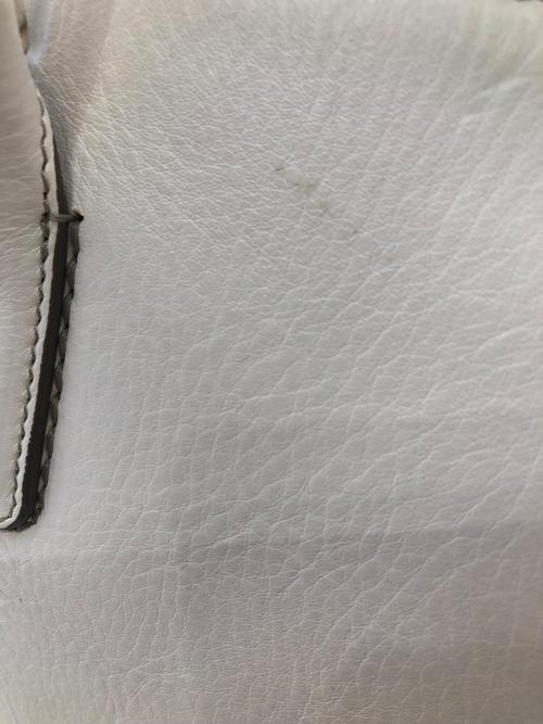 HIROFU（ヒロフ）HIROFU (ヒロフ) デュオ レザートートバッグ／DUO LETHER TOTE BAG ホワイトの古着・服飾アイテム