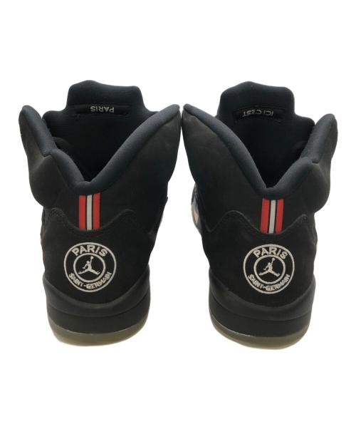NIKE（ナイキ）NIKE (ナイキ) Paris Saint-Germain (パリサンジェルマン) エアジョーダン5 ブラック/セメントグレー／AIR JORDAN 5”BLACK/CEMENT GREY” ブラック サイズ:US9.5の古着・服飾アイテム