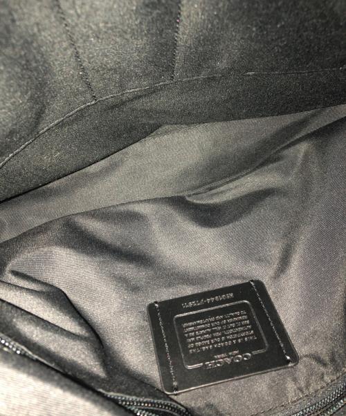 COACH（コーチ）COACH (コーチ) ソフトレザーメッセンジャーバッグ／SOFT LETHER MESSENGER BAG ブラックの古着・服飾アイテム