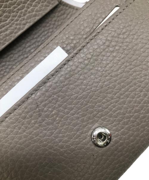 JILL STUART（ジルスチュアート）JILL STUART (ジルスチュアート) ルナティー 2つ折り財布／LUNATY WALLET グレーの古着・服飾アイテム