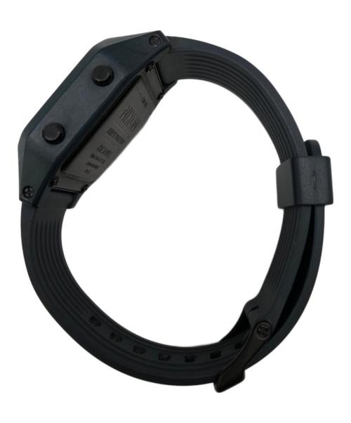 NIXON（ニクソン）NIXON (ニクソン) STAPLEの古着・服飾アイテム
