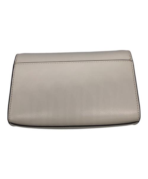 Kate Spade（ケイトスペード）Kate Spade (ケイトスペード) ステイシー スモールフラップ クロスボディ／STACI SMALL FLAP CROSS BODY アイボリーの古着・服飾アイテム