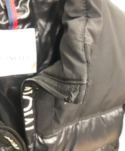 MONCLER（モンクレール）MONCLER (モンクレール) ブリュエル ダウンジャケット／BRUEL DOWN JACKET ブラック サイズ:4の古着・服飾アイテム