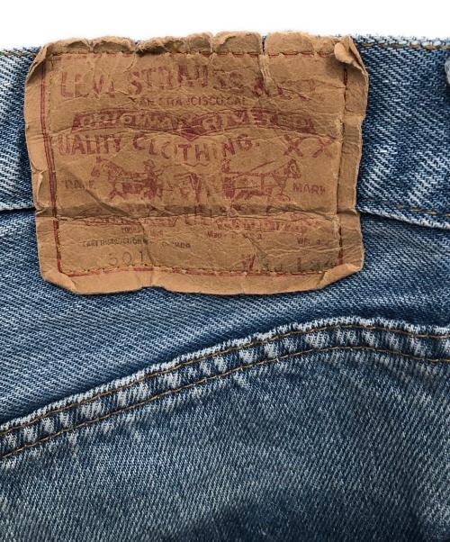 LEVI'S（リーバイス）LEVI'S (リーバイス) 80's デニムパンツ 501 スモールE／80'S DENIM 501 SMALL E ブルー サイズ:W30の古着・服飾アイテム