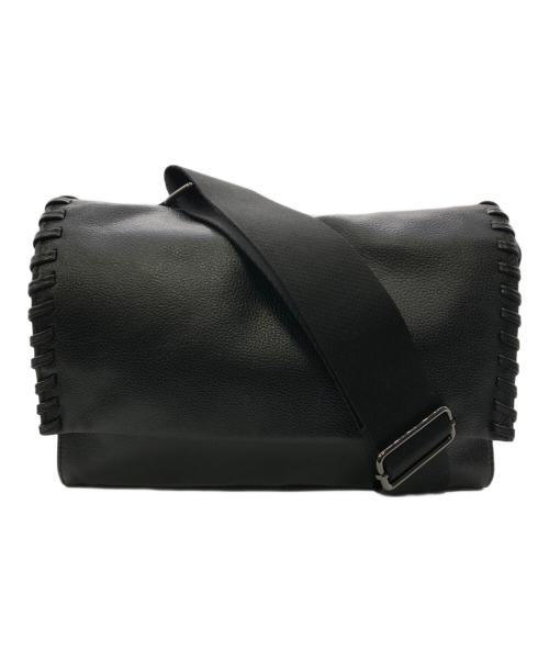 ear PAPILLONNER（イアパピヨネ）ear PAPILLONNER (イアパピヨネ) ワイドテープショルダーバッグ／WIDE TAPE SHOULDER BAG ブラックの古着・服飾アイテム