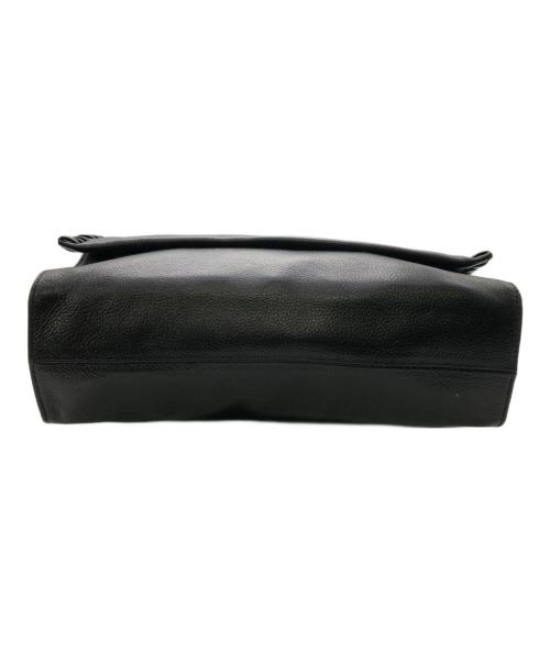 ear PAPILLONNER（イアパピヨネ）ear PAPILLONNER (イアパピヨネ) ワイドテープショルダーバッグ／WIDE TAPE SHOULDER BAG ブラックの古着・服飾アイテム