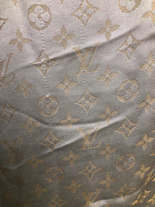 LOUIS VUITTON（ルイ ヴィトン）LOUIS VUITTON (ルイ ヴィトン) ショール・モノグラム シャイン／SHAWL MONOGRAM SHAIN ベージュの古着・服飾アイテム