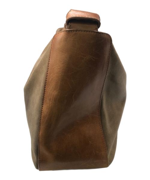 Maison Martin Margiela（メゾンマルタンマルジェラ）Maison Martin Margiela (メゾンマルタンマルジェラ) レザーメッセンジャーバッグ／BORSA MESSENGER IN VELA PELLE ブラウンの古着・服飾アイテム