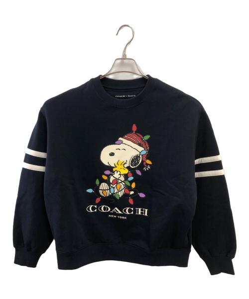 COACH（コーチ）COACH (コーチ) PEANUTS (ピーナッツ) スヌーピーライツクルーネックスウェット／SNOOPY LIGHTS CREW NECK SWEAT ネイビー サイズ:Sの古着・服飾アイテム