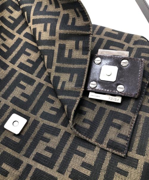 FENDI（フェンディ）FENDI (フェンディ) マンマバケット／MAMMA BAGUETTE カーキの古着・服飾アイテム