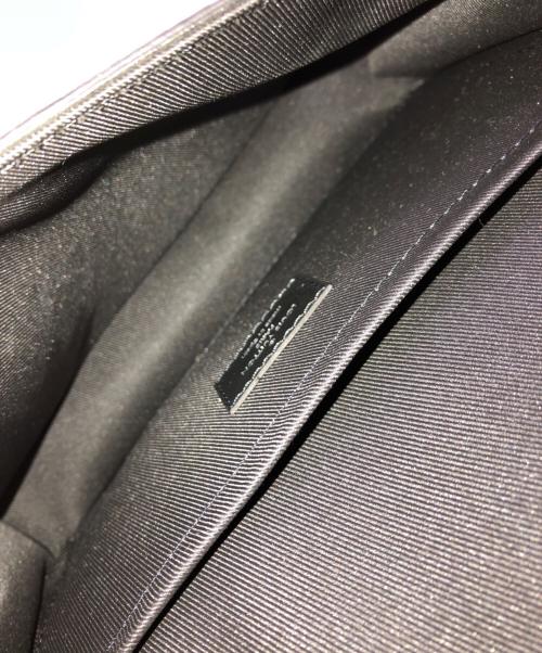 LOUIS VUITTON（ルイ ヴィトン）LOUIS VUITTON (ルイ ヴィトン) ダミエ・グラフィット ステュディオ メッセンジャー／Ⅾ’AMIER GRAFIT STUDIO MESSENGER ブラックの古着・服飾アイテム