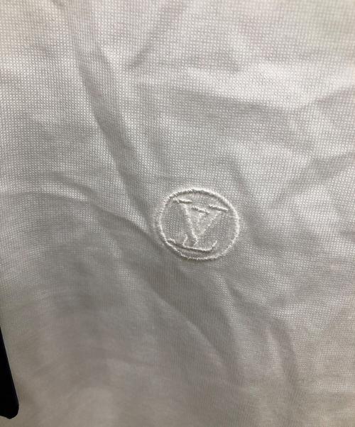 LOUIS VUITTON（ルイ ヴィトン）LOUIS VUITTON (ルイ ヴィトン) サークルLVロゴTシャツ／CIRCLE LV LOGO T-SHIRT ホワイト サイズ:XSの古着・服飾アイテム
