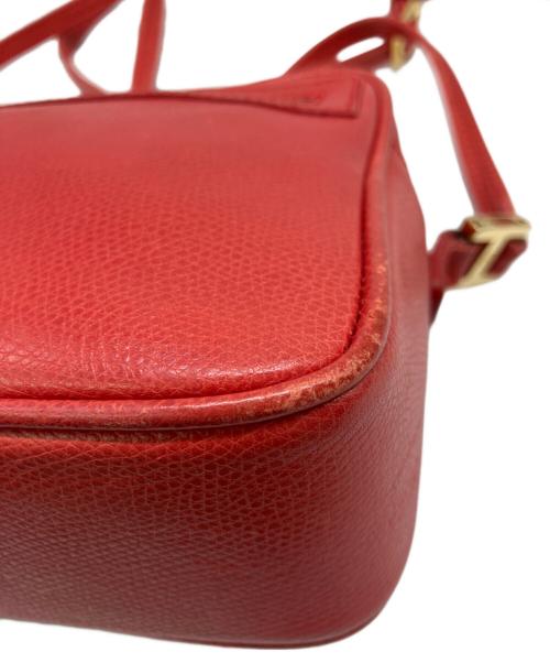 MCM（エムシーエム）MCM (エムシーエム) ショルダーバッグ レッドの古着・服飾アイテム