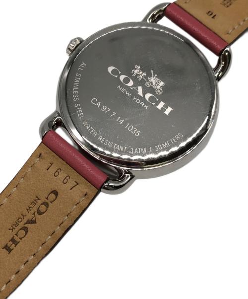 COACH（コーチ）COACH (コーチ) デランシー リストウォッチ／DELANCY WRIST WATCH ベージュの古着・服飾アイテム