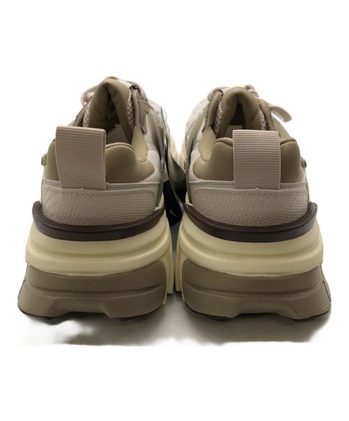 NIKE（ナイキ）NIKE (ナイキ) W V2K RUN LT ベージュ サイズ:28の古着・服飾アイテム