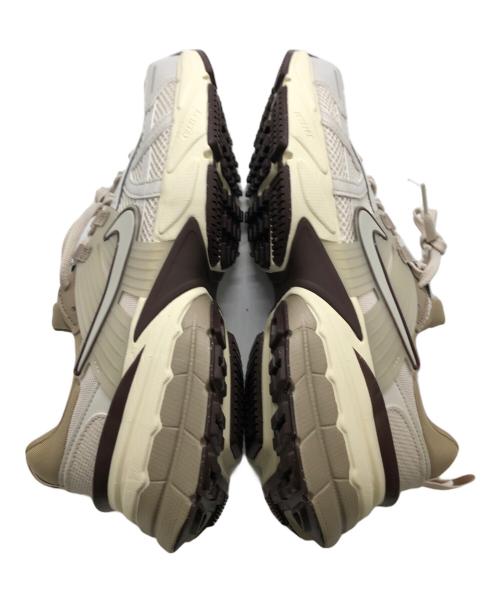 NIKE（ナイキ）NIKE (ナイキ) W V2K RUN LT ベージュ サイズ:28の古着・服飾アイテム