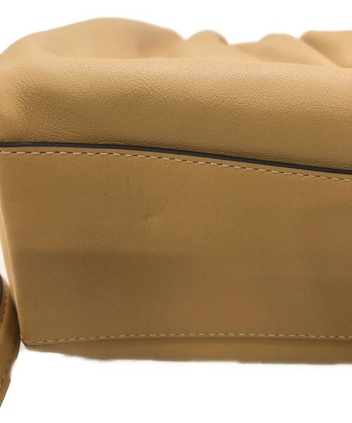 COACH（コーチ）COACH (コーチ) フェイ ドローストリングバッグ／FAYE DRAW STRING BAG ベージュの古着・服飾アイテム