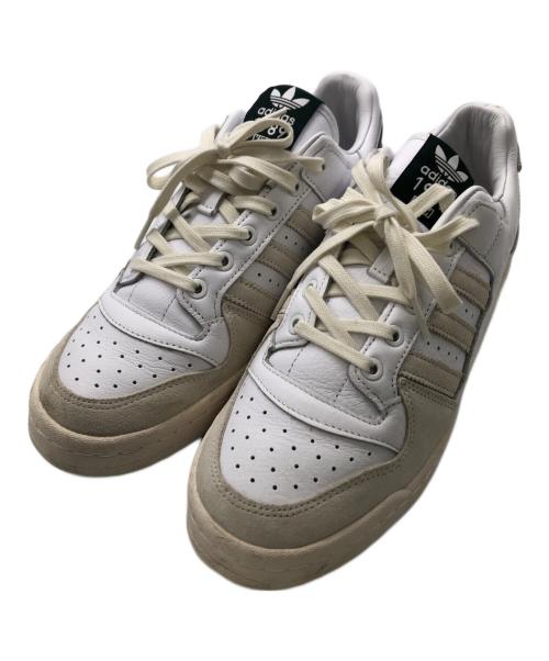 adidas（アディダス）adidas (アディダス) KITH (キス) フォーラム ロウ キス／FORUM LOW KITH ホワイト×ベージュ サイズ:26.5の古着・服飾アイテム