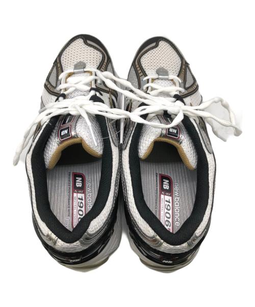 NEW BALANCE（ニューバランス）NEW BALANCE (ニューバランス) M1906RA SILVER ホワイト×ブラック サイズ:28.5cmの古着・服飾アイテム