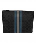 COACHコーチ）の古着「シグネチャークラッチバッグ／SIGNATURE CLUTCH BAG」｜ブラック×ブルー