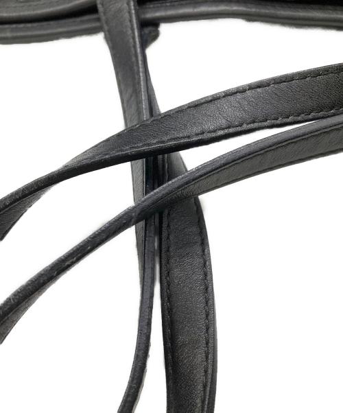 Salvatore Ferragamo（サルヴァトーレ フェラガモ）Salvatore Ferragamo (サルヴァトーレ フェラガモ) ガンチーニ エナメルトート／GANCINO ENAMEL TOTE ブラックの古着・服飾アイテム