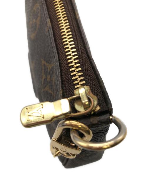 LOUIS VUITTON（ルイ ヴィトン）LOUIS VUITTON (ルイ ヴィトン) MONOGRAM MINI POCHETTE ACCESSOIRES／ミニ・ポシェット・アクセソワールの古着・服飾アイテム