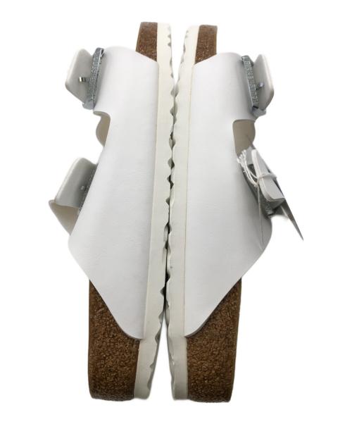 BIRKENSTOCK（ビルケンシュトック）BIRKENSTOCK (ビルケンシュトック) アリゾナBS／ARIZONA BS ホワイト サイズ:26cmの古着・服飾アイテム