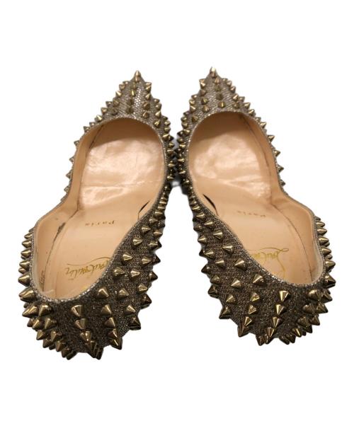Christian Louboutin（クリスチャン・ルブタン）Christian Louboutin (クリスチャン・ルブタン) FOLLIES SPIKESGOLD／フォーリーズ スパイクス ゴールド ゴールド サイズ:SIZE 37 2/1の古着・服飾アイテム