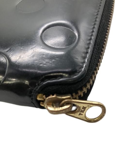 COMME des GARCONS（コムデギャルソン）COMME des GARCONS (コムデギャルソン) DOT EMBOSSED WALLET／ドットエンボスド ウォレット ブラックの古着・服飾アイテム