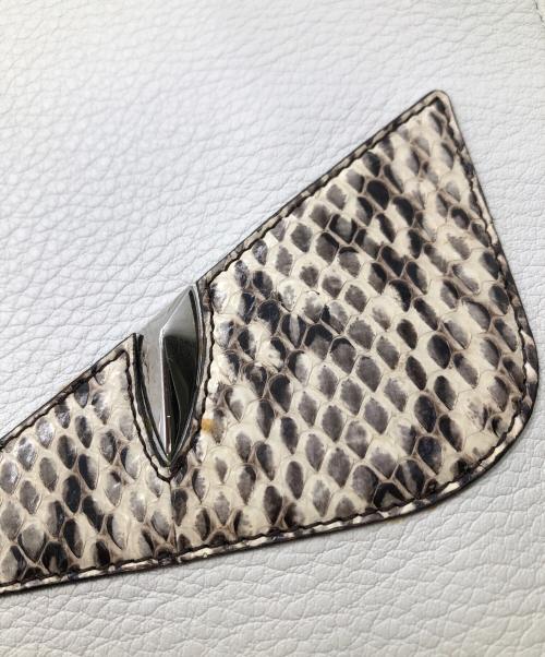 FENDI（フェンディ）FENDI (フェンディ) BUGS EYE MONSTER／バグズアイモンスター ホワイトの古着・服飾アイテム