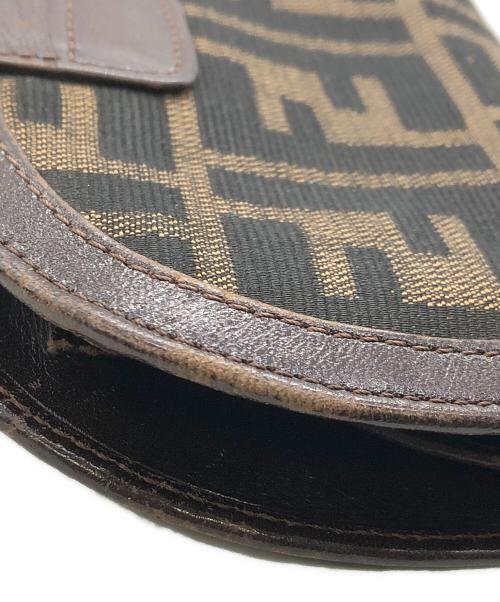 FENDI（フェンディ）FENDI (フェンディ) ズッカ二つ折り財布／ZUCCA WALLET ブラウンの古着・服飾アイテム