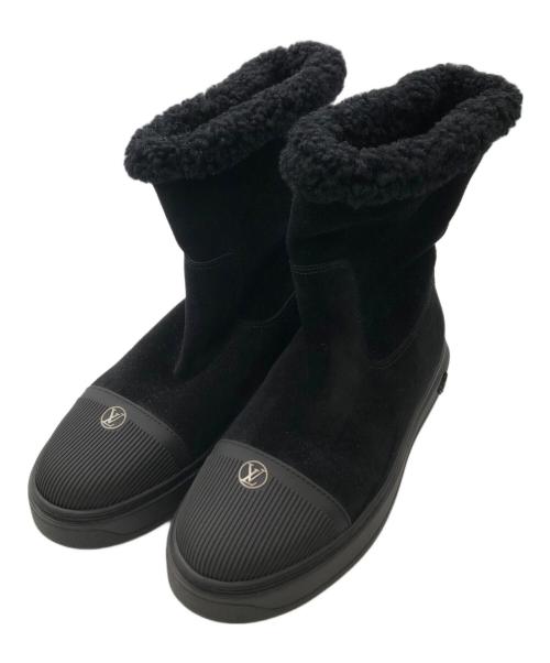 LOUIS VUITTON（ルイ ヴィトン）LOUIS VUITTON (ルイ ヴィトン) BREAZY LINE MONOGRAM×SUEDE MOUTON BOOTS／ブリージーライン モノグラム×スエード ムートンブーツ ブラック サイズ:Mの古着・服飾アイテム